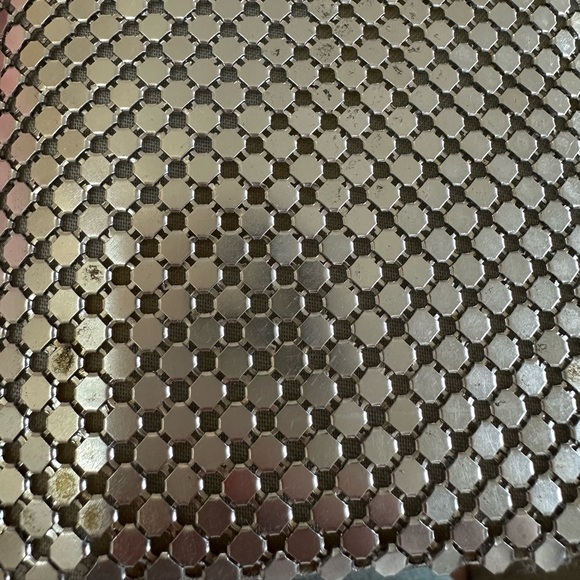 Y&S Silver Metal Mesh Clutch Handbag Purse w/ Optional Chain Strap - Picture 6 of 7